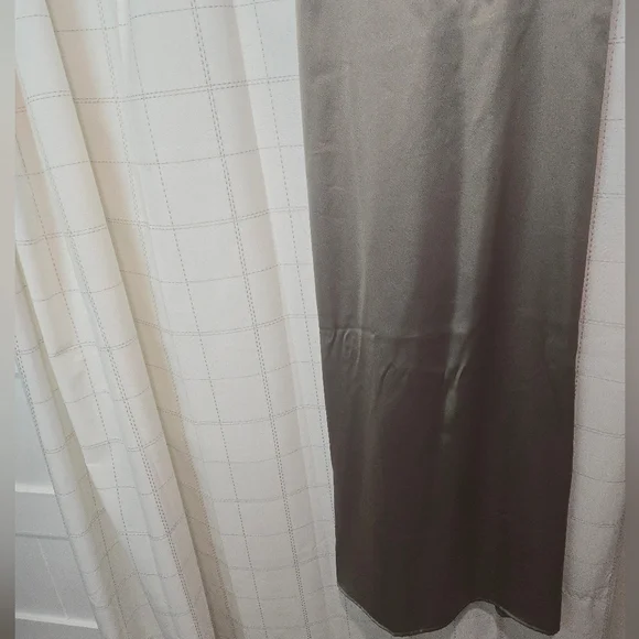 House Of Harlow Satin Effect Slip Dress - Picture 4 of 11